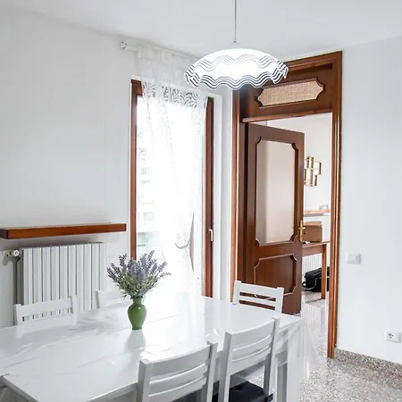 Magnolia Apartment